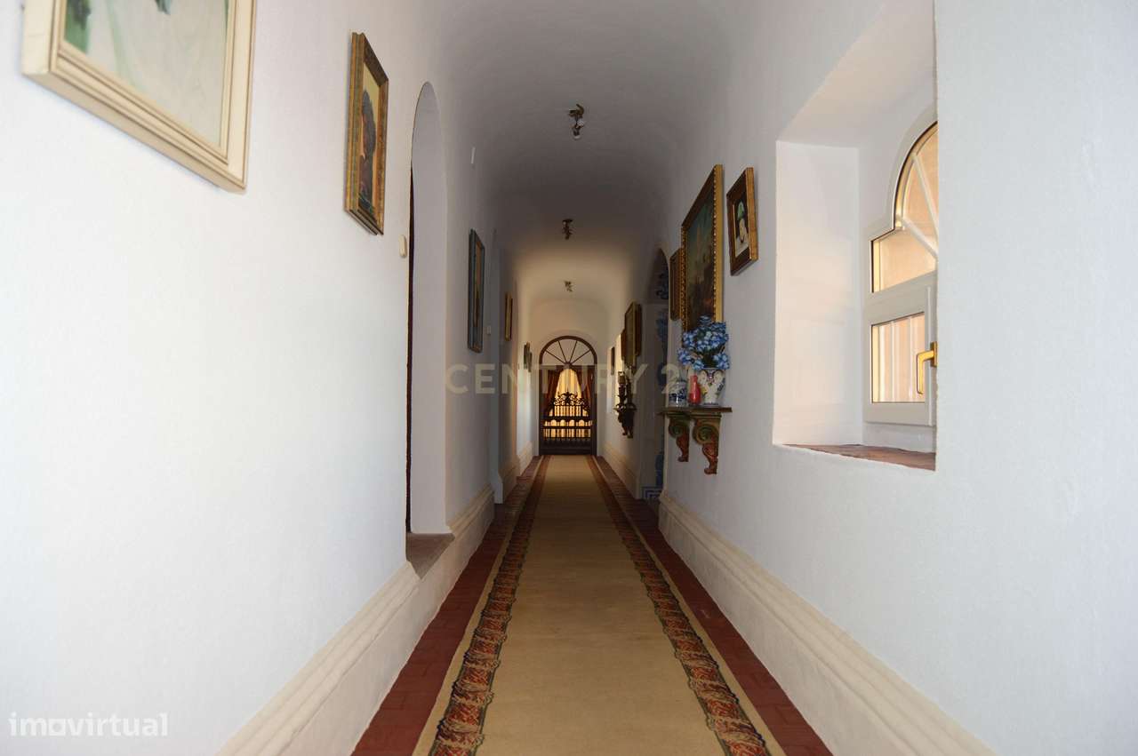 Palacete Único em Silves — Uma Propriedade de Exceção-12
