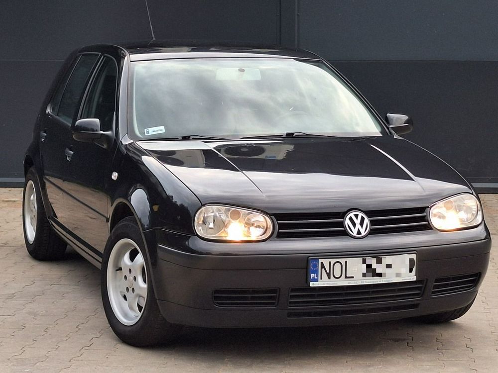Volkswagen Golf IV (1997-2006) 2001