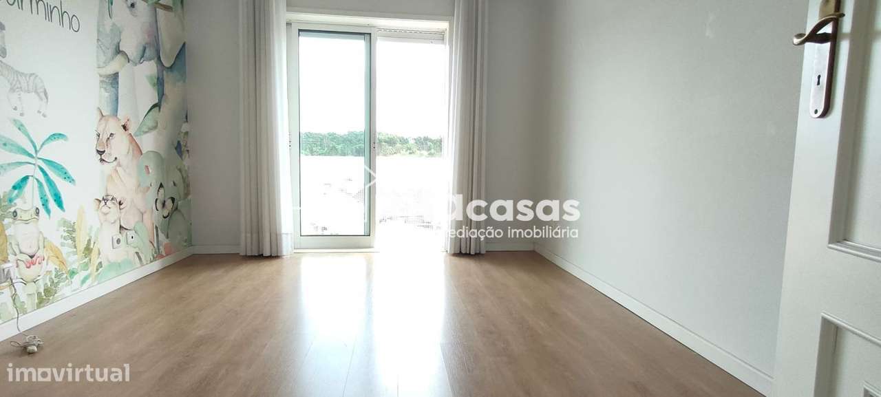 APARTAMENTO T3 - OLIVEIRA DO BAIRRO-8