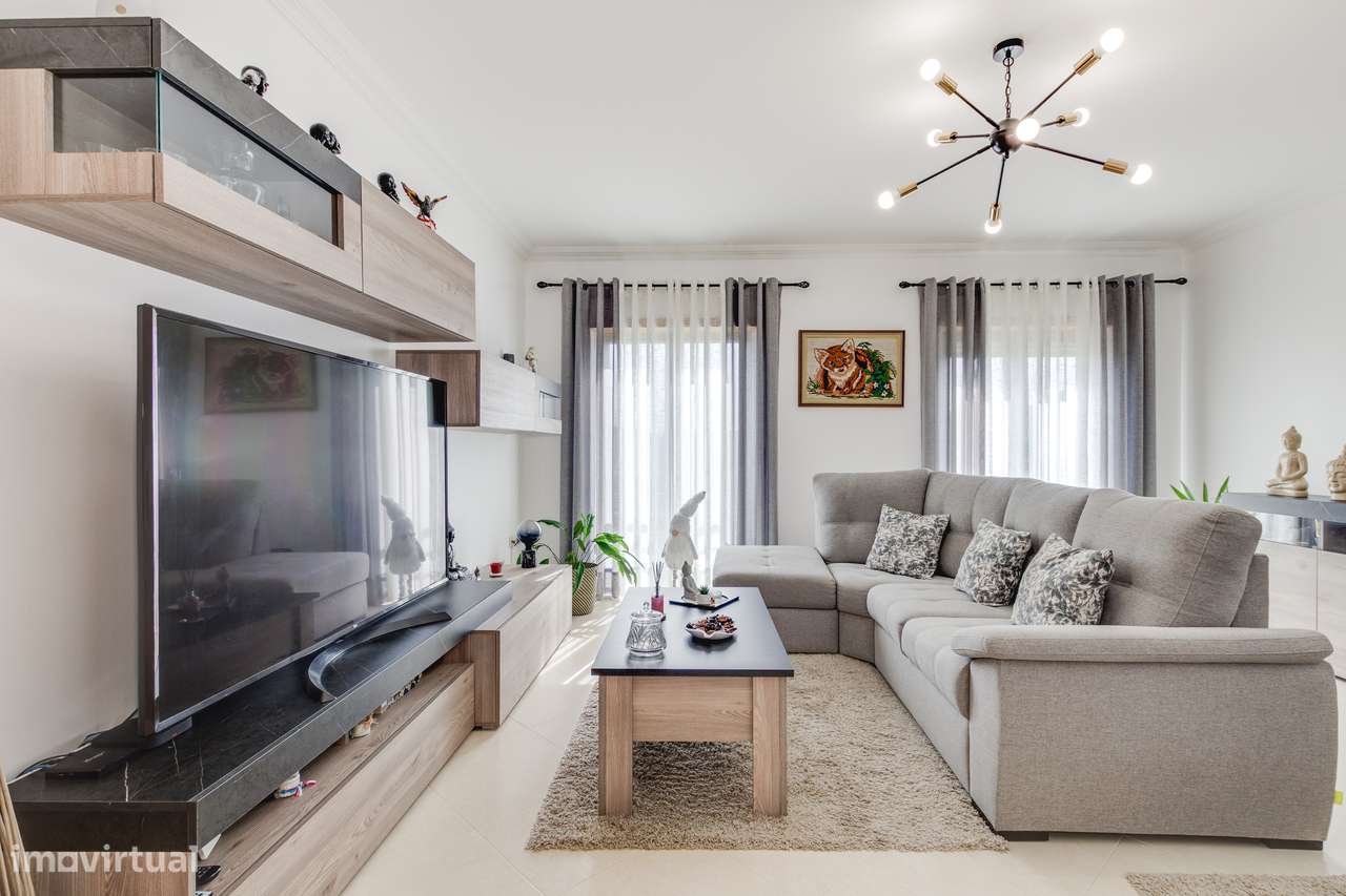 APARTAMENTO T2 | SUÍTE | LUGAR DE ESTACIONAMENTO | VIALONGA-11