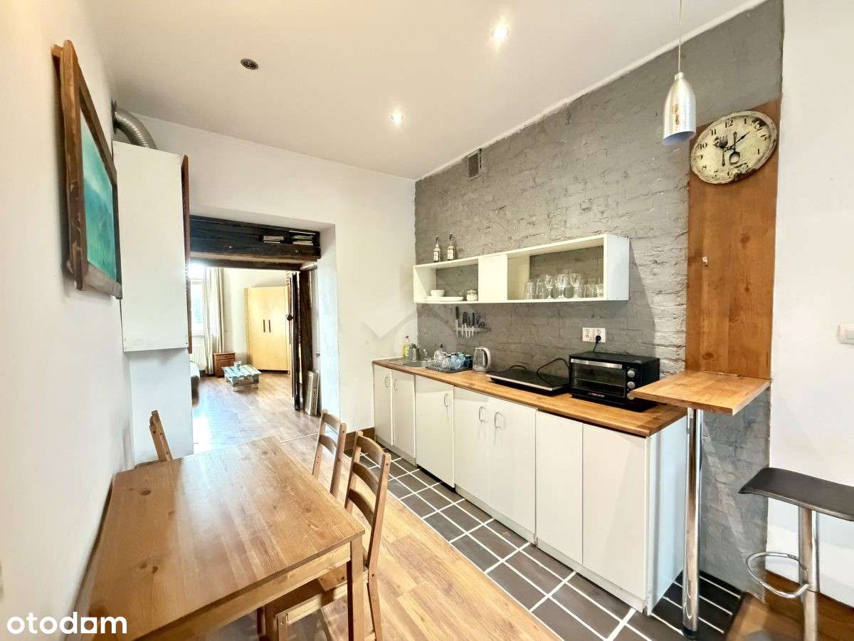 Jasne 2-pokojowe mieszkanie w sercu Kazimierza!-4