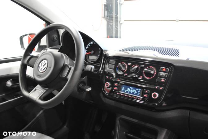 Volkswagen up! 1.0 high - 18