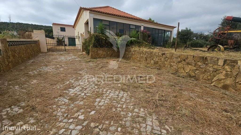 Moradia com espaço comercial - Grande imagem: 5/22