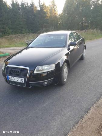 Audi A6 2.4 - 9