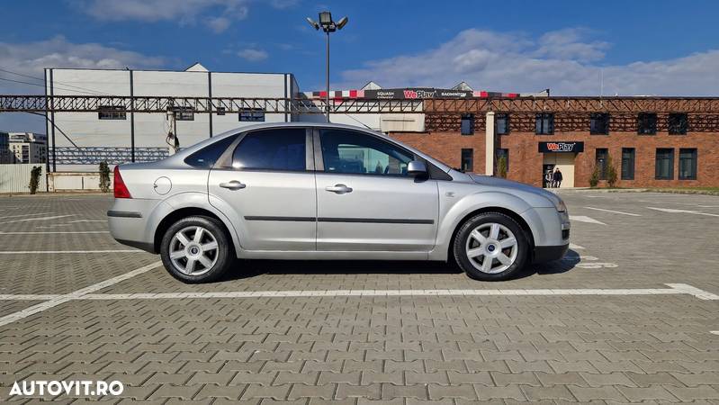 Ford Focus 1.8TDCi Trend - 6