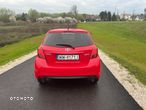 Toyota Yaris 1.33 Premium - 4