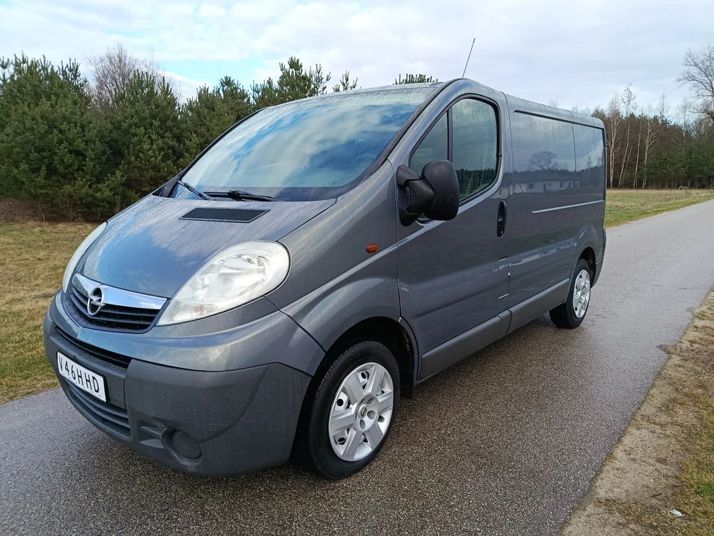 Opel Vivaro 2011