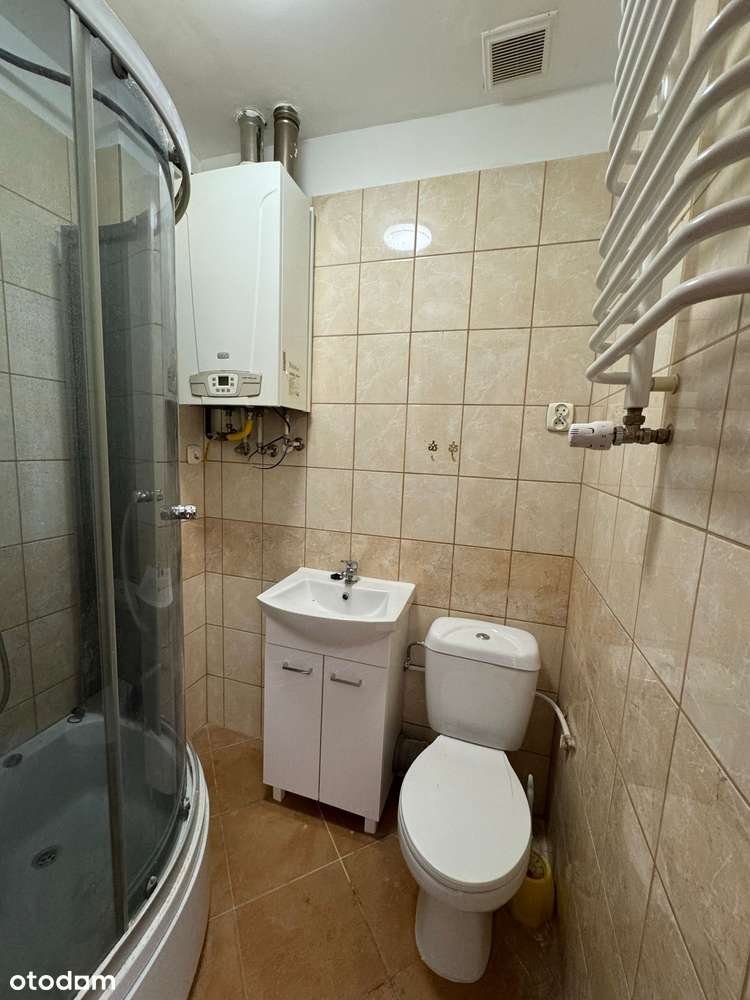 Wynajęta kamienica - 15 mieszkań, po remoncie-8