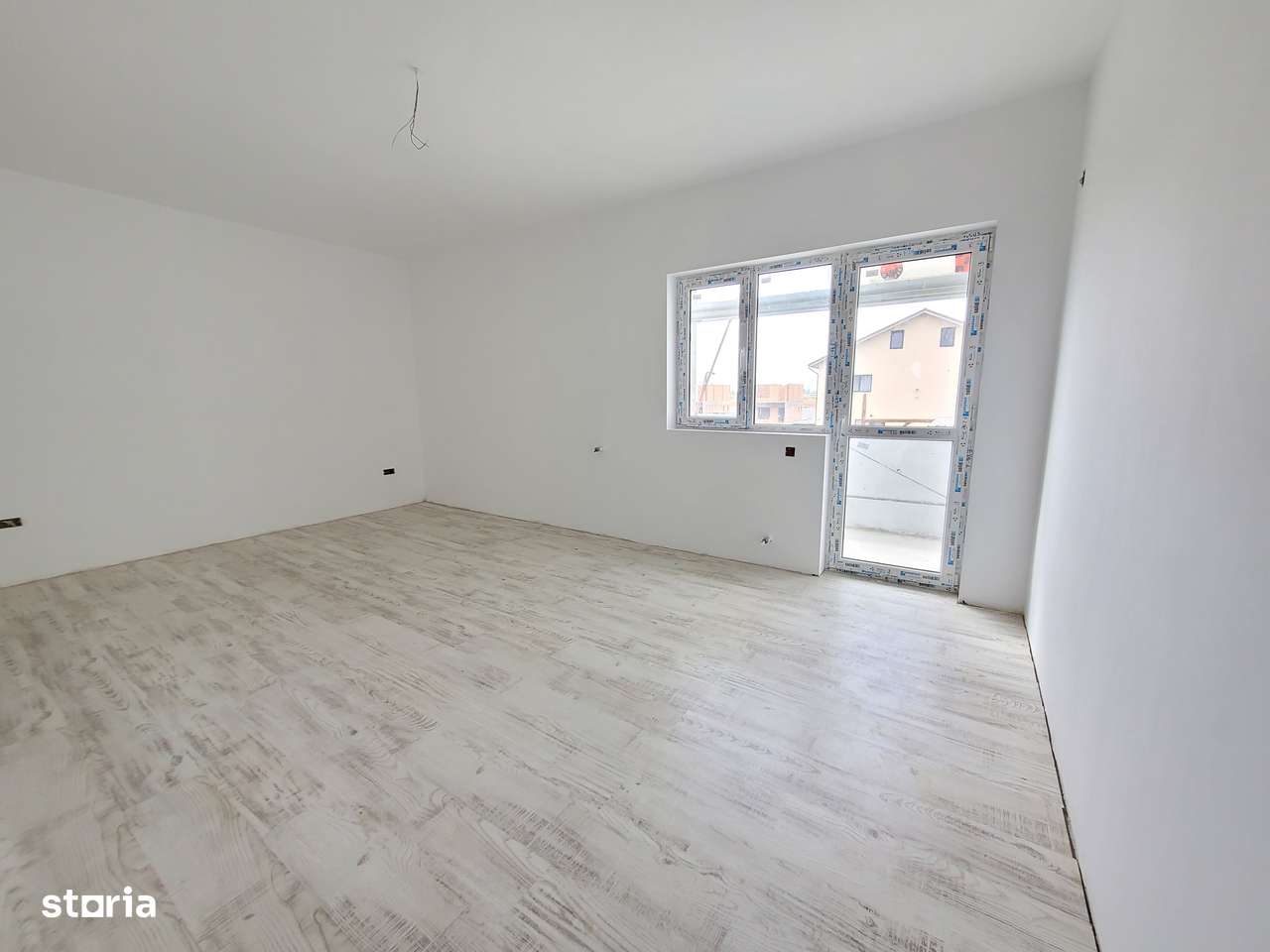 Vila duplex 5 camere, 190 mp utili,Bragadiru Leroy Merlin-teren 243 mp - Imagine principală: 5/11