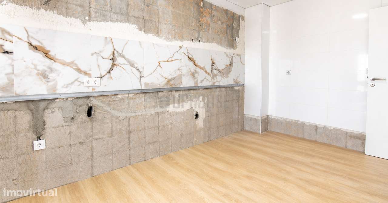 Apartamento T3 com Garagem, Totalmente Remodelado - Abraveses-7