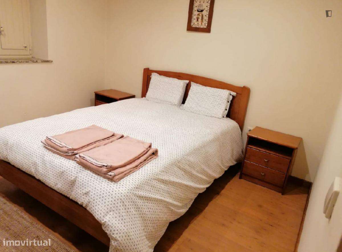 Casa com 3 quartos - localizado em Braga - Grande imagem: 2/11