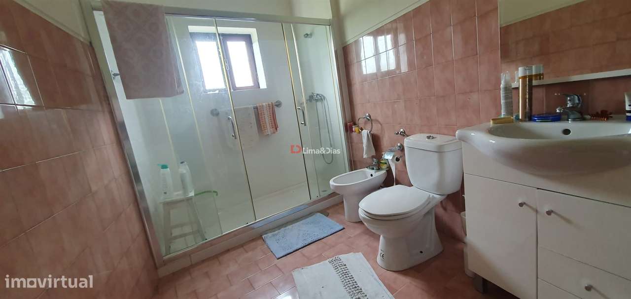 Moradia Isolada T3 Venda em Revelhe,Fafe-18