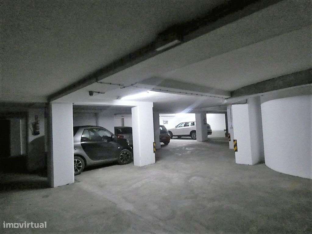 -5 Parqueamentos +2 partes comuns - localizados no centro da cidade!- - Grande imagem: 5/21