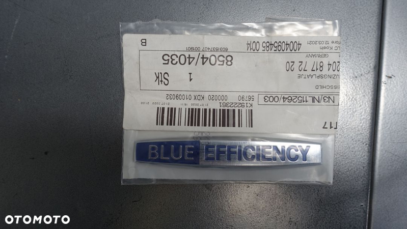 Emblemat Logo Blue Efficiency Mercedes W204 A2048177220 - 1