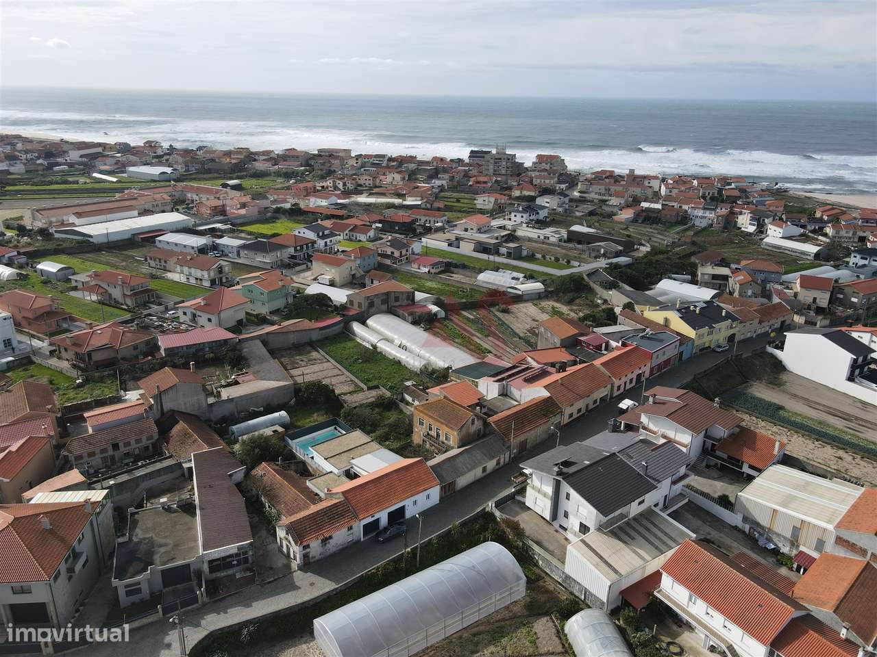 Moradia T5 a 400 metros da praia com Piscina em Aguçadoura – Póvoa de - Grande imagem: 2/35