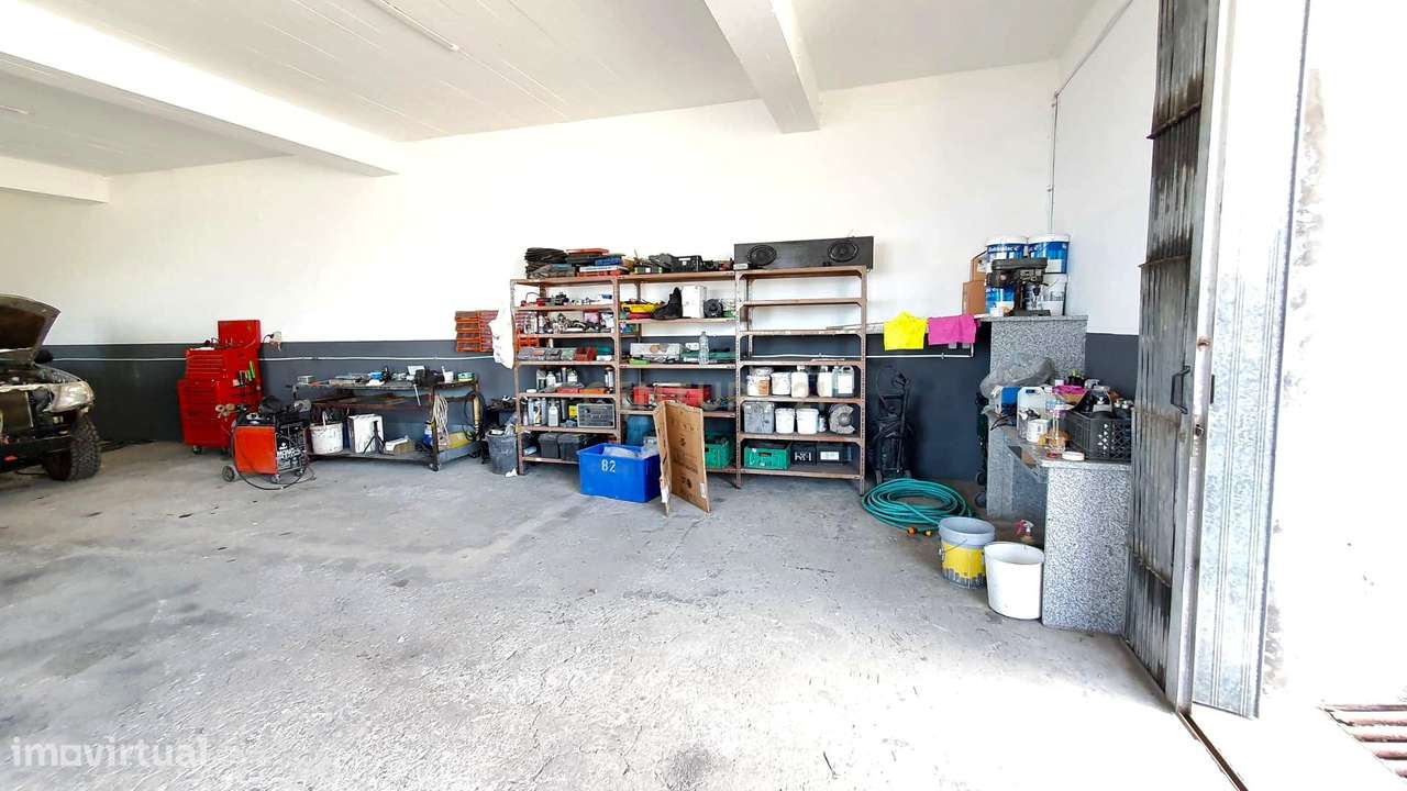 Prédio COMERCIAL - Campanário - Ribeira Brava - Grande imagem: 5/21