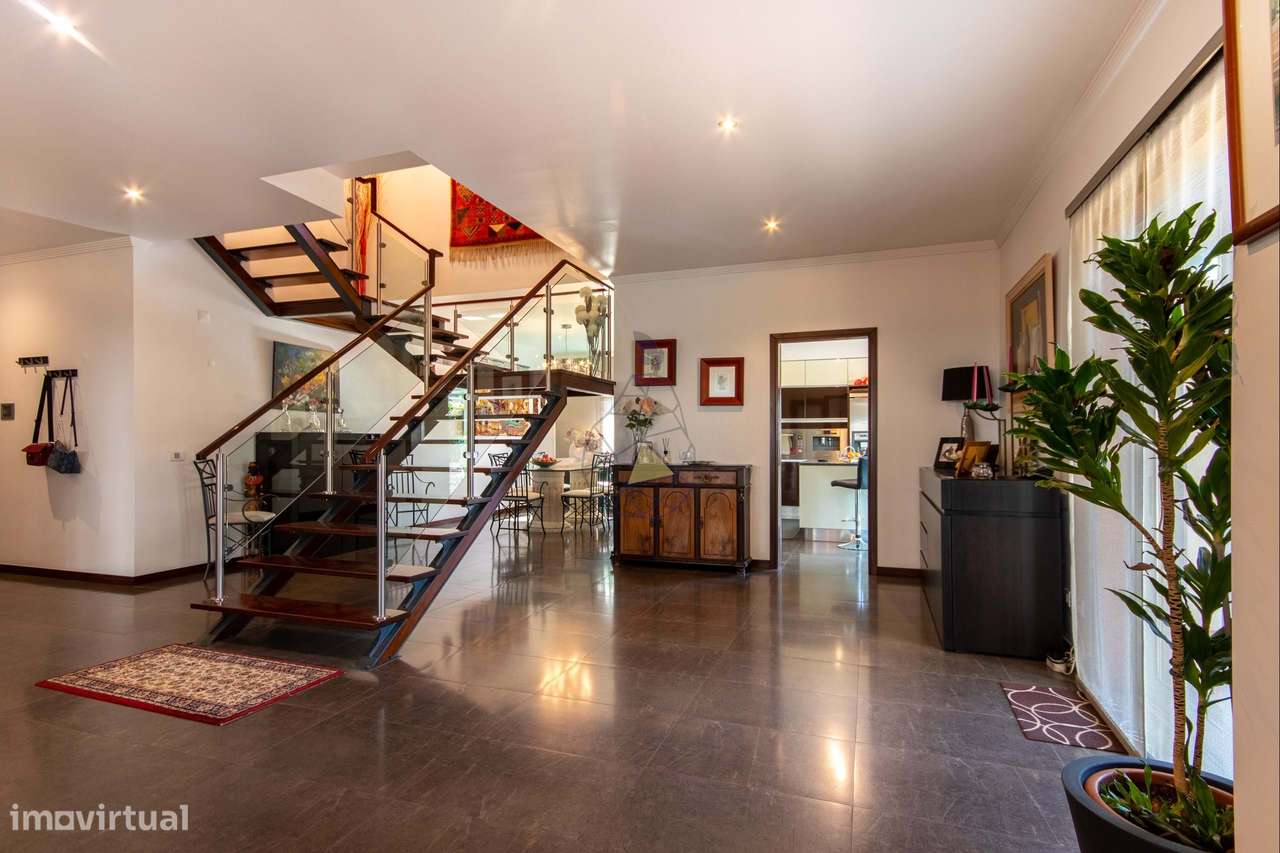 Apartamento com 5 quartos Duplex com piscina Privativa - Portimão - Grande imagem: 4/53