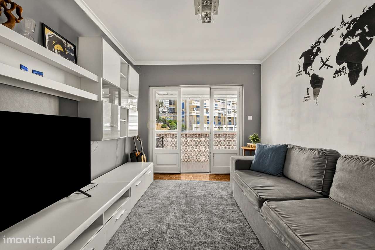 Apartamento T3 com Excelente Localização | Espaço | Luz | Centralidade-9