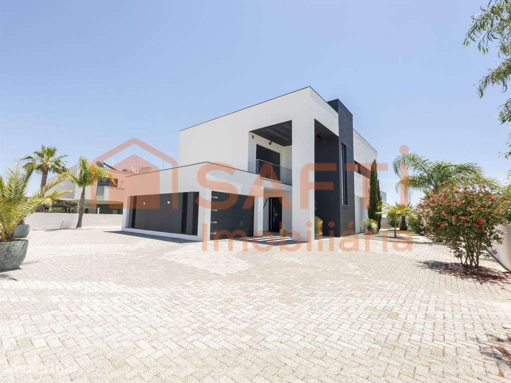 Moradia à venda em Pêra-7