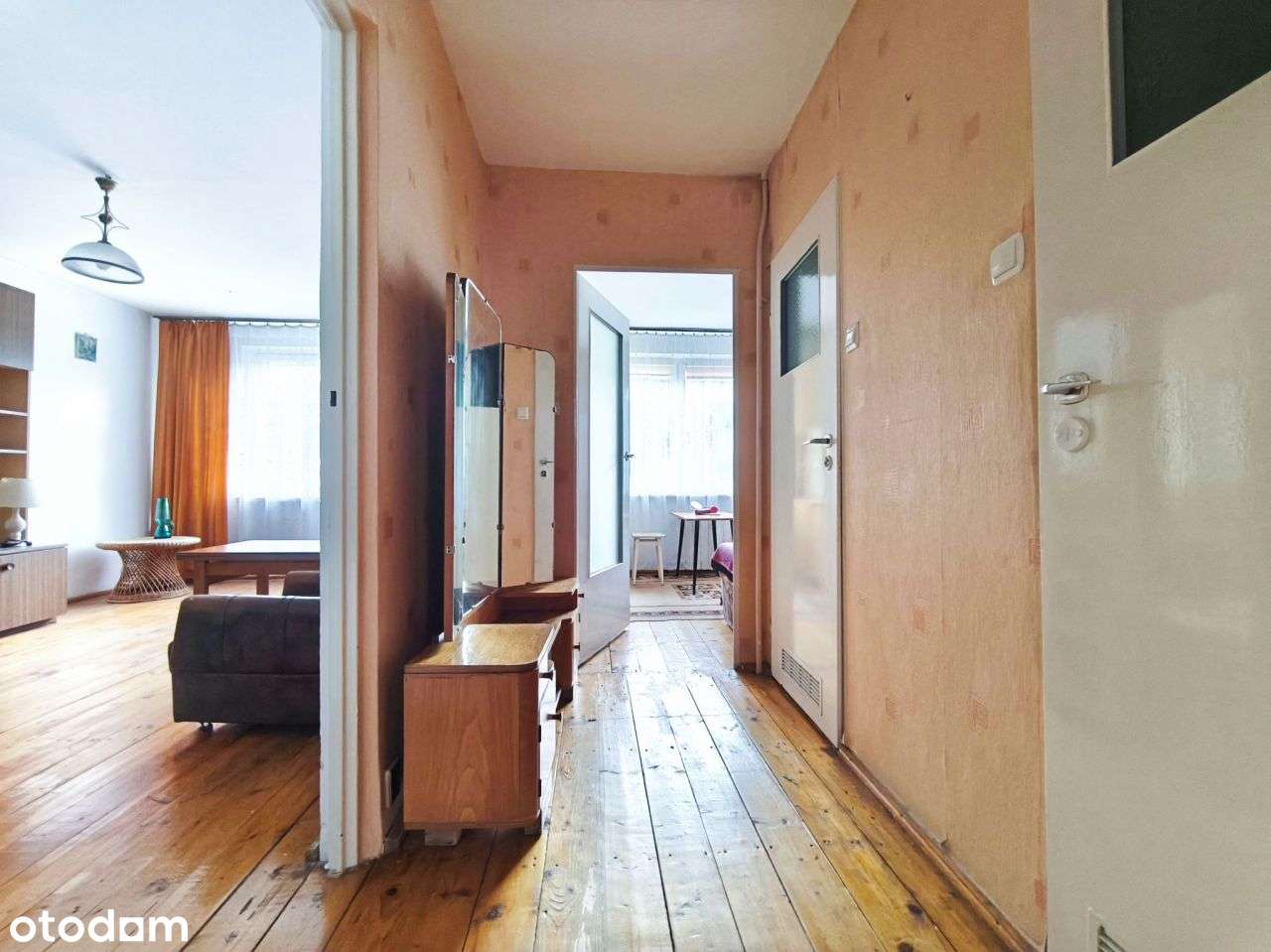 trzypokojowe z balkonem na pierwszym piętrze-2