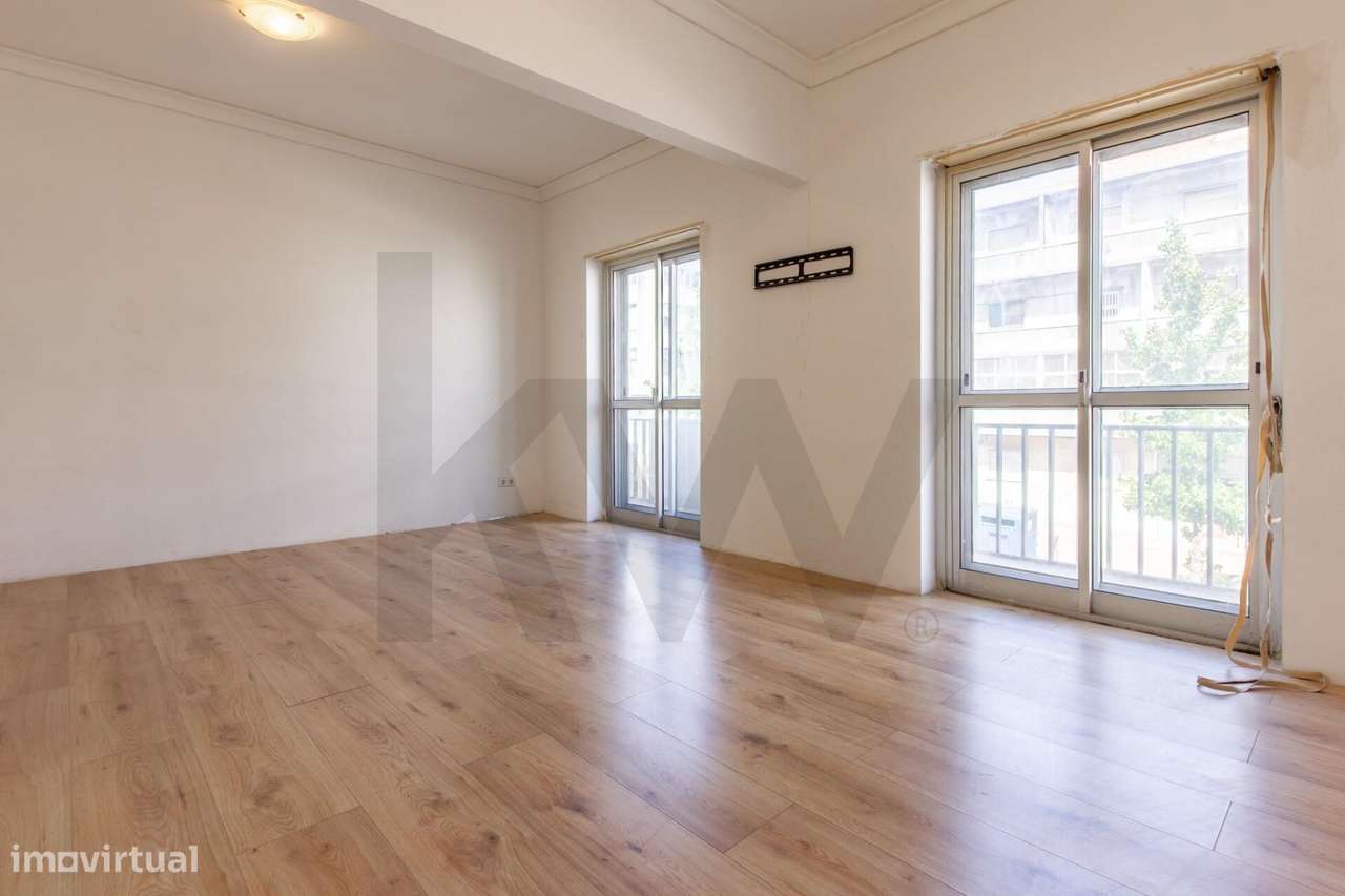 T4 em Fase Final de Remodelação  – Escolha os Últimos Acabamentos a-1