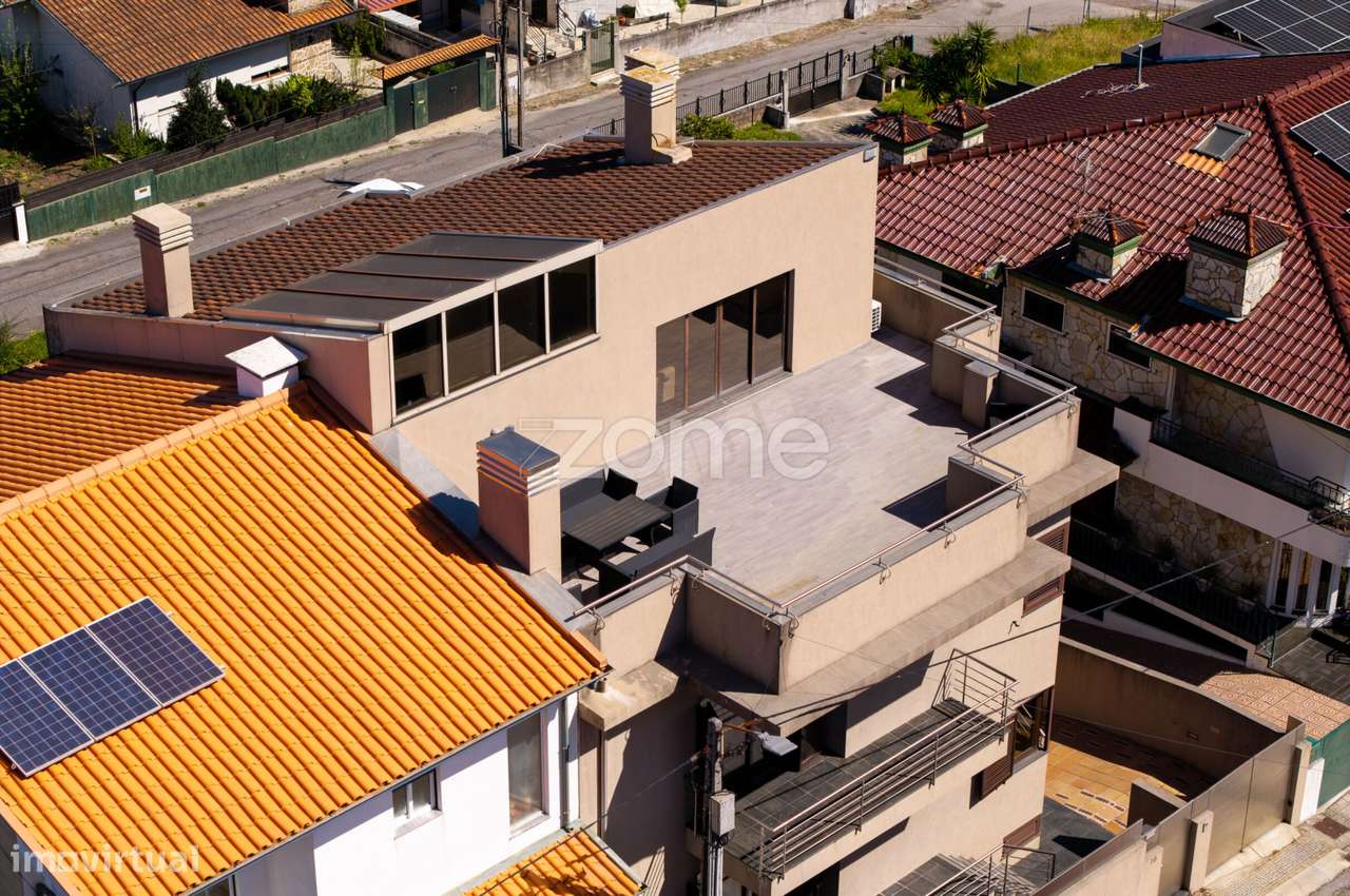 Moradia T4 com piscina em São Mamede do Coronado, Trofa. - Grande imagem: 4/60