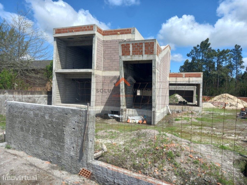 Excelente Moradia T3 Isolada com Arquitetura Moderna em Vagos! - Grande imagem: 1/16