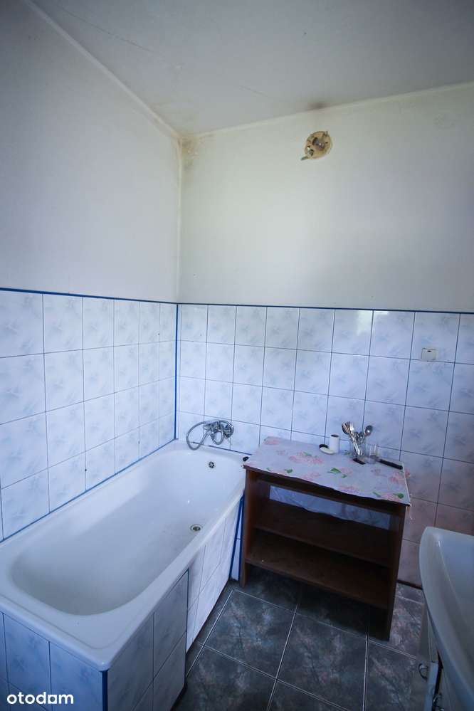 Dom do  aranżacji + 30 arów działki - zrób z tego swój azyl !-17