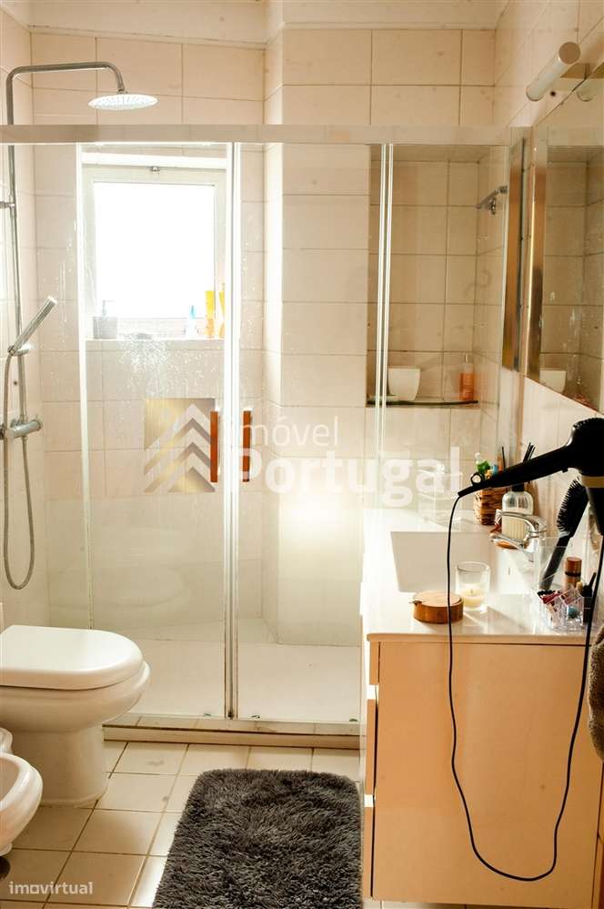 Apartamento T3 com terraço e churrasqueria-24