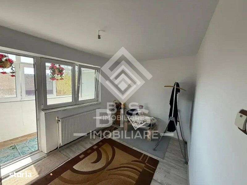 Apartament 3 camere zona Centrala - Imagine principală: 2/9