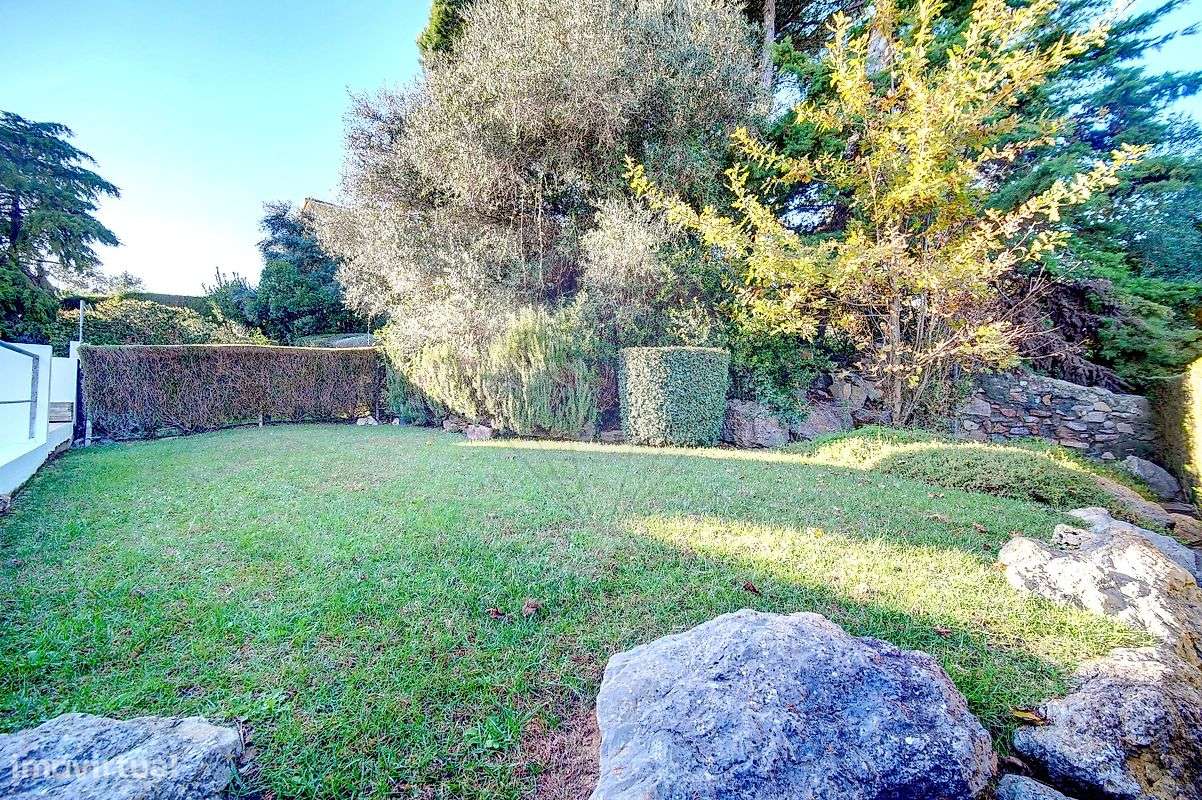 Moradia T4 para venda-4