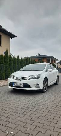 Toyota Avensis 2.0 Premium MS - 5