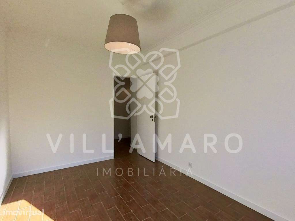 Apartamento T1, Remodelado, centro Venda do Pinheiro-12