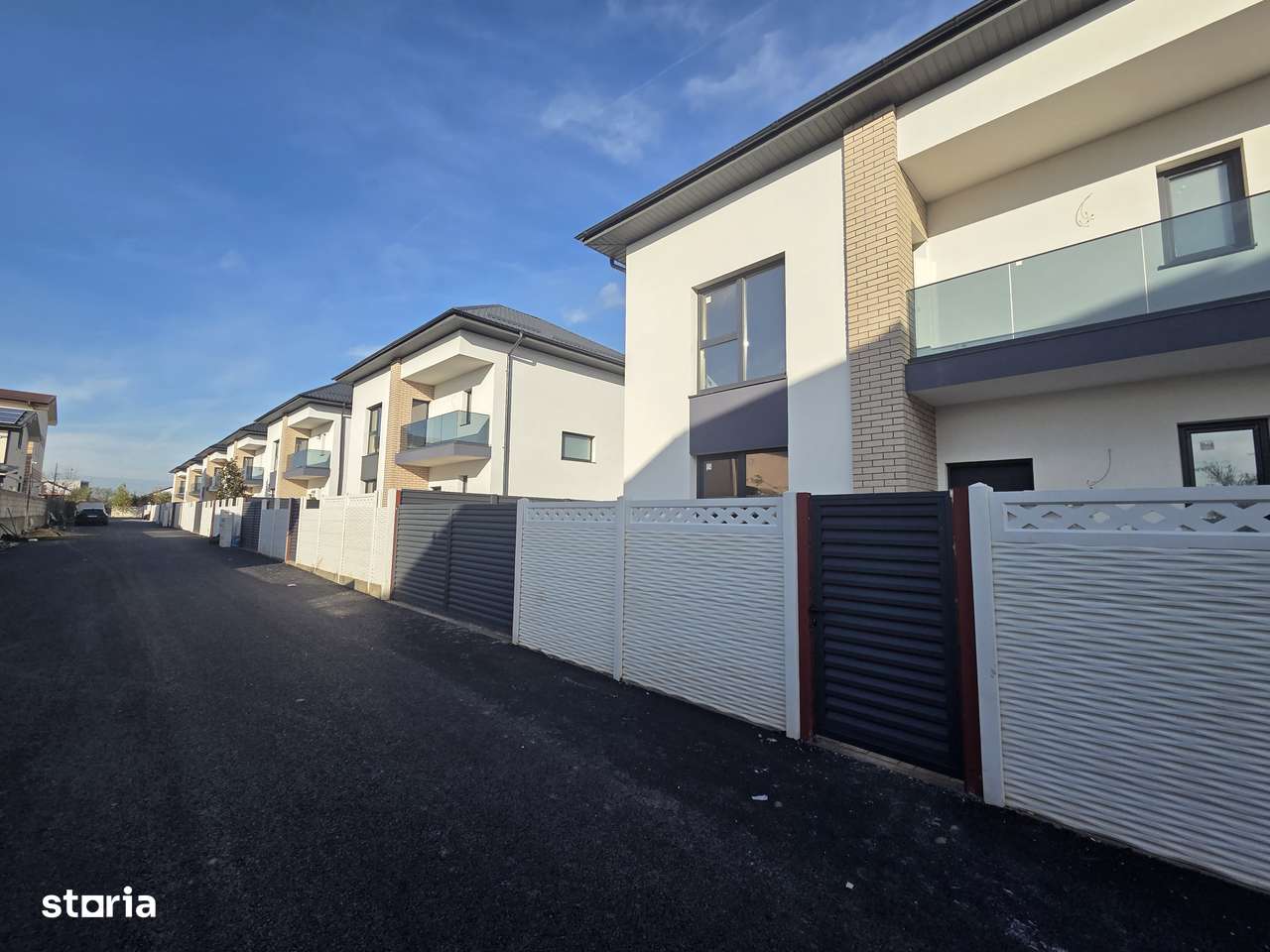 Vila P+1E+M-Parcul Ghidiceni-La cheie-Teren 400 mp - Imagine principală: 3/20