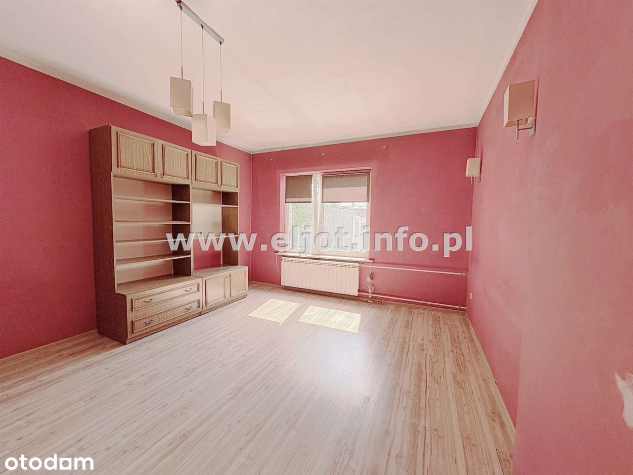 Budynek usługowo-mieszkalny 2piętrowy przy SCC-12