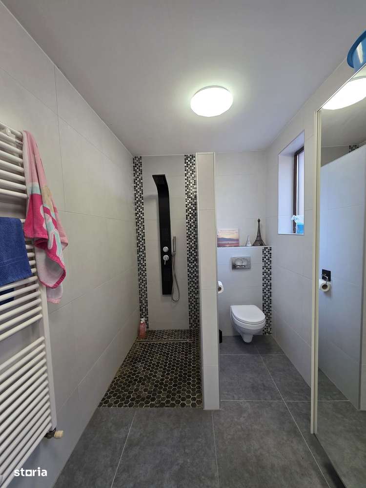 Apartament 4 camere zona Centrala-6