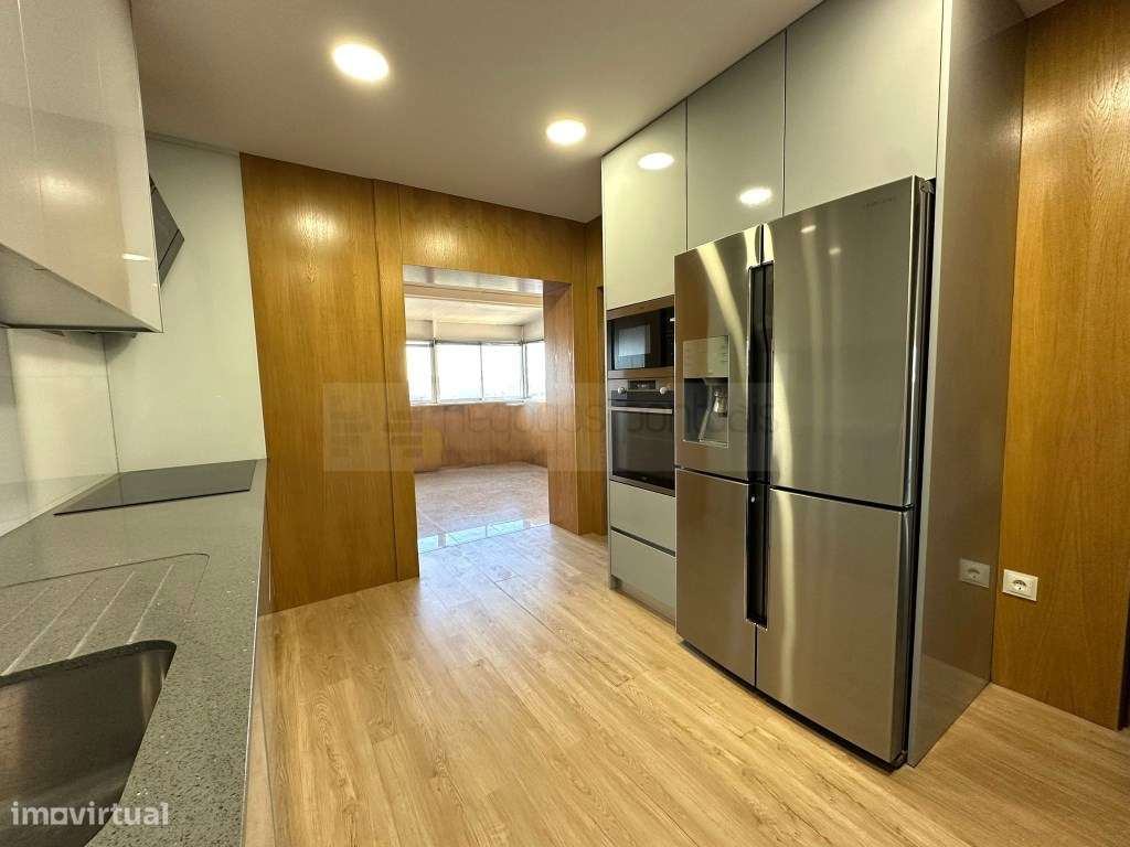 Apartamento T3 ultimo andar com terraço e marquise, garagem individ...-5
