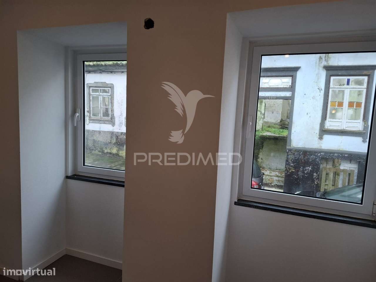 Moradia totalmente recuperada, pronta a estrear, localizada na tran... - Grande imagem: 5/15