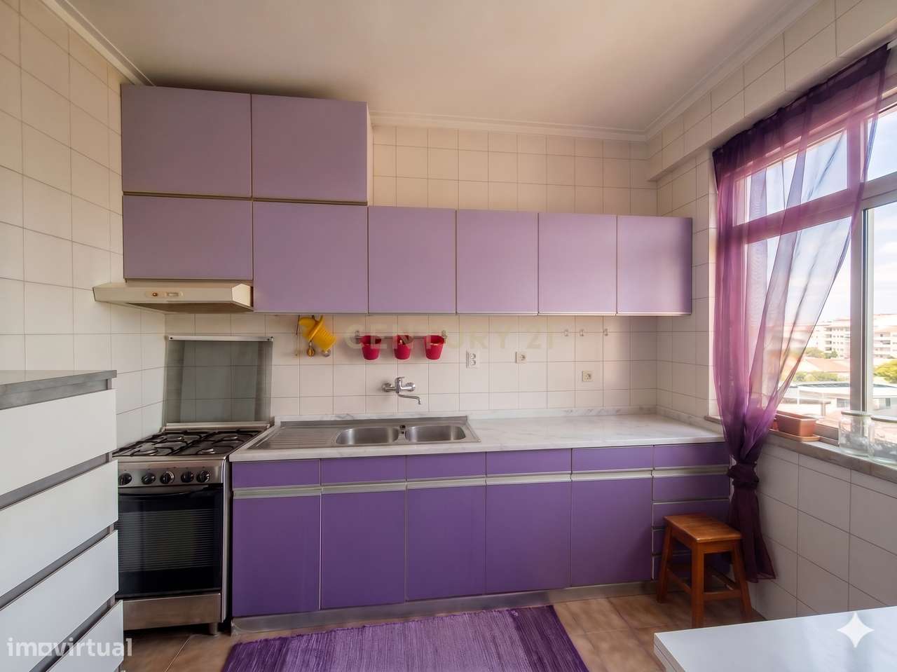 Apartamento T2 com Varanda na Venteira, Amadora-10