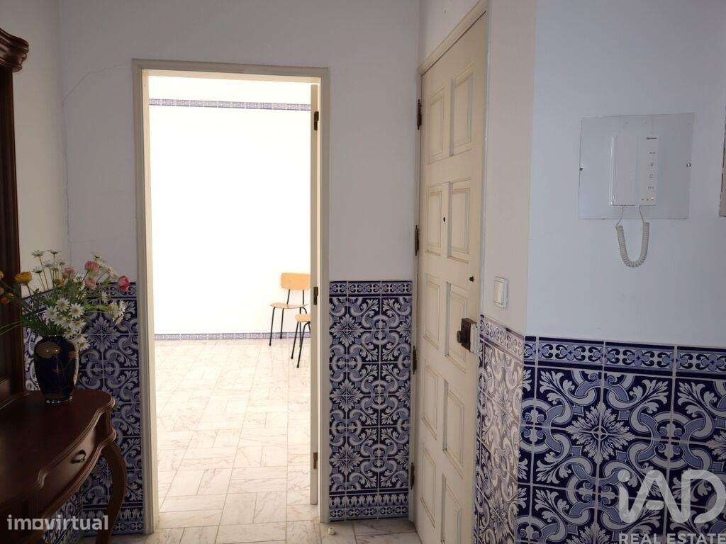 Apartamento T3 em Faro (Sé e São Pedro) de 137,00 m2 - Grande imagem: 3/30