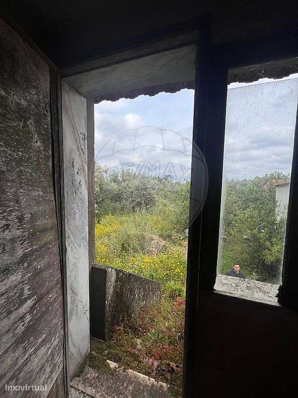 Moradia T2 para venda-18