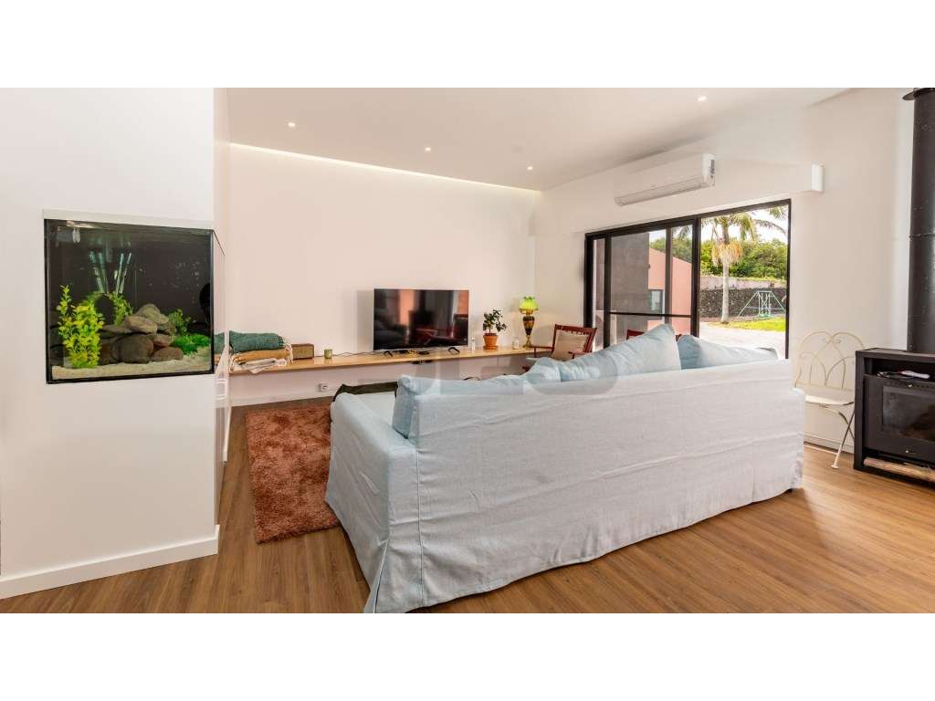 Moradia V4 com Apartamento T1 Anexo, Totalmente Remodelada - Centro...-5
