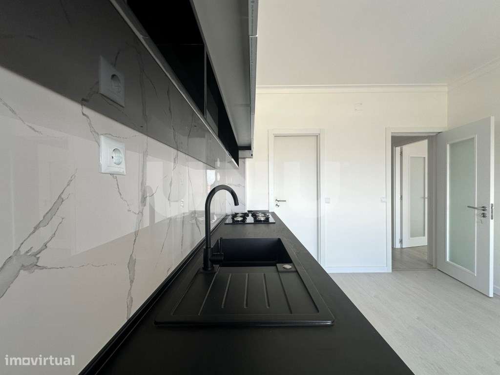 Apartamento T3 Remodelado-3