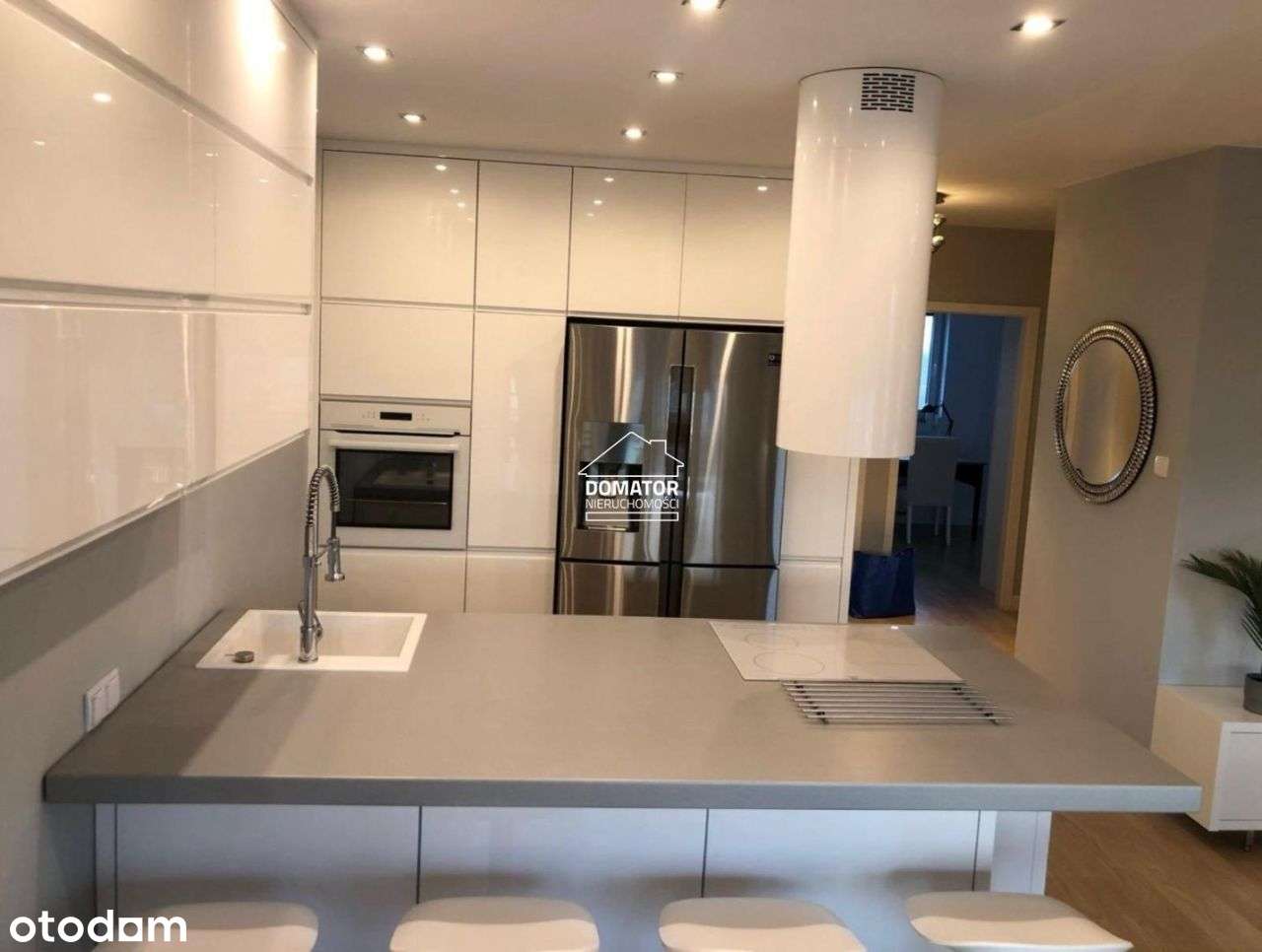 Na sprzedaż – przestronne mieszkanie - Pełny obrazek: 2/13