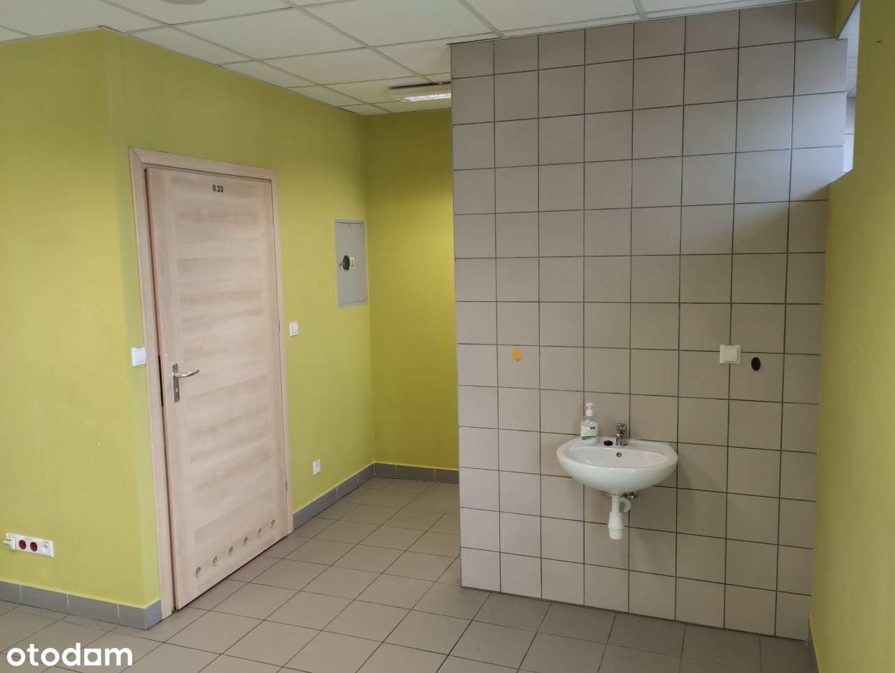 Brzesko Okocim - Lok. o pow. 20,19 m2 na wynajem w budynku dworca - Pełny obrazek: 4/13