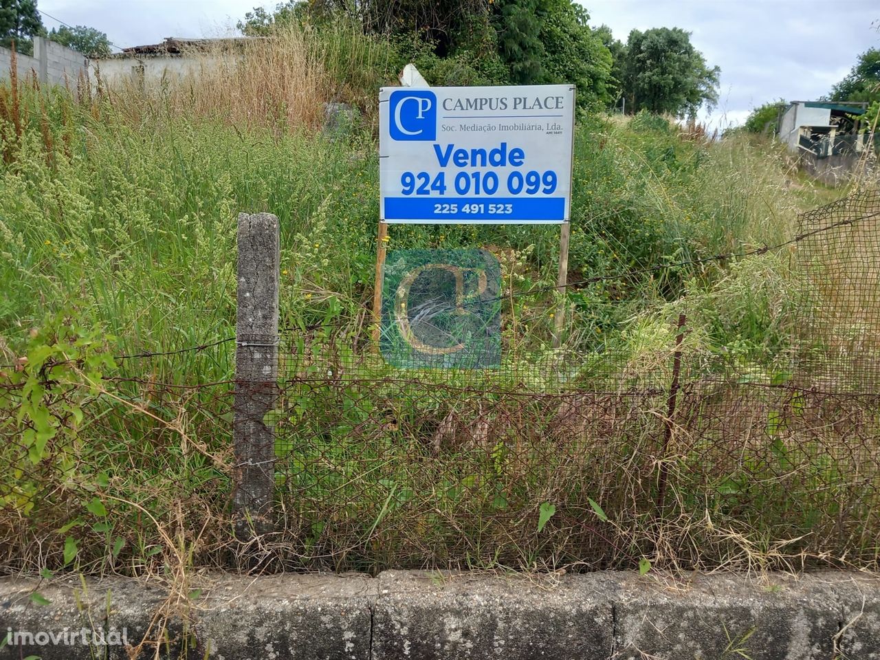 Lote de Terreno em Baguim do Monte