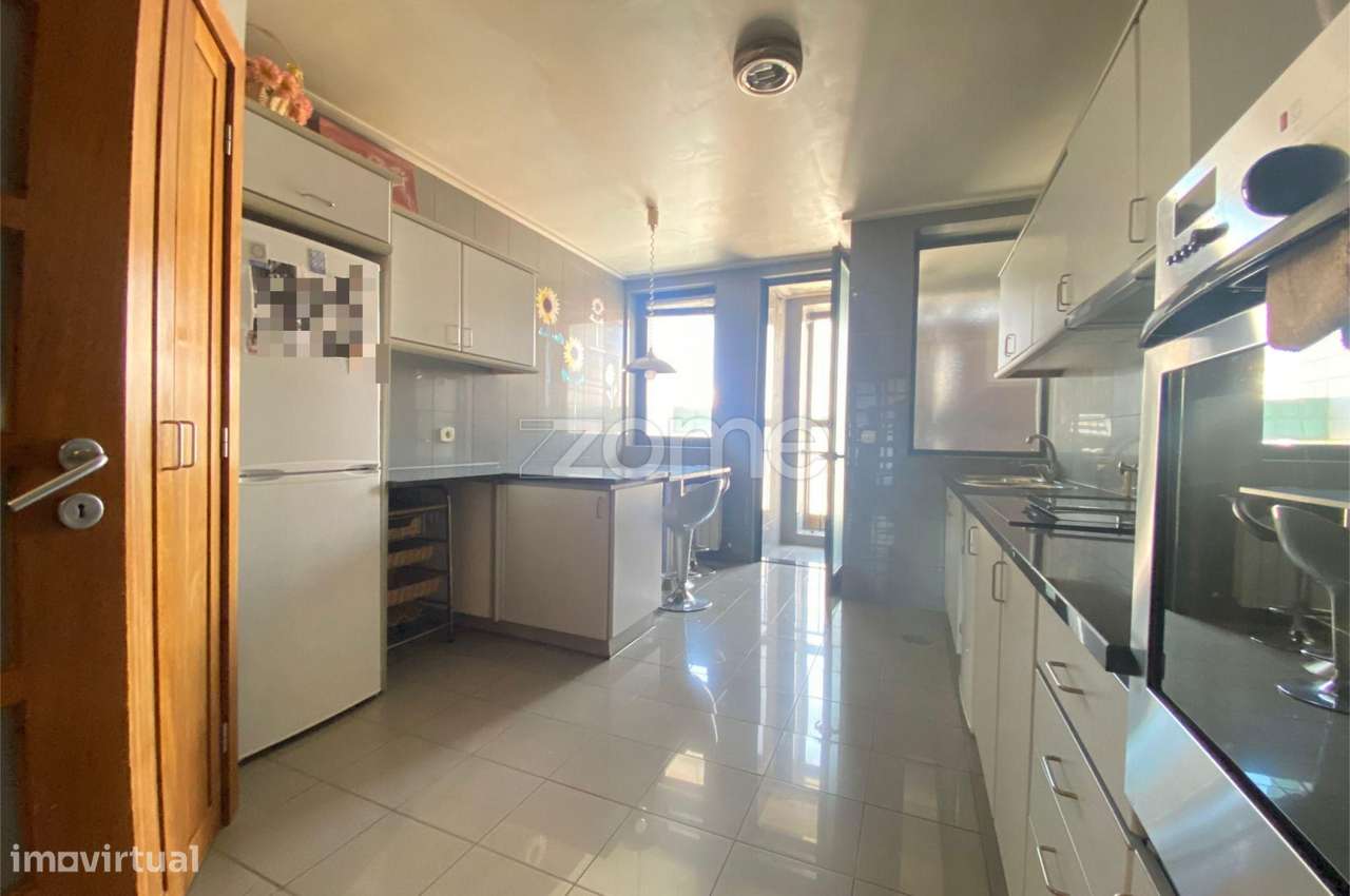 Apartamento com terraço, vistas panorâmicas sobre a cidade - Grande imagem: 5/15