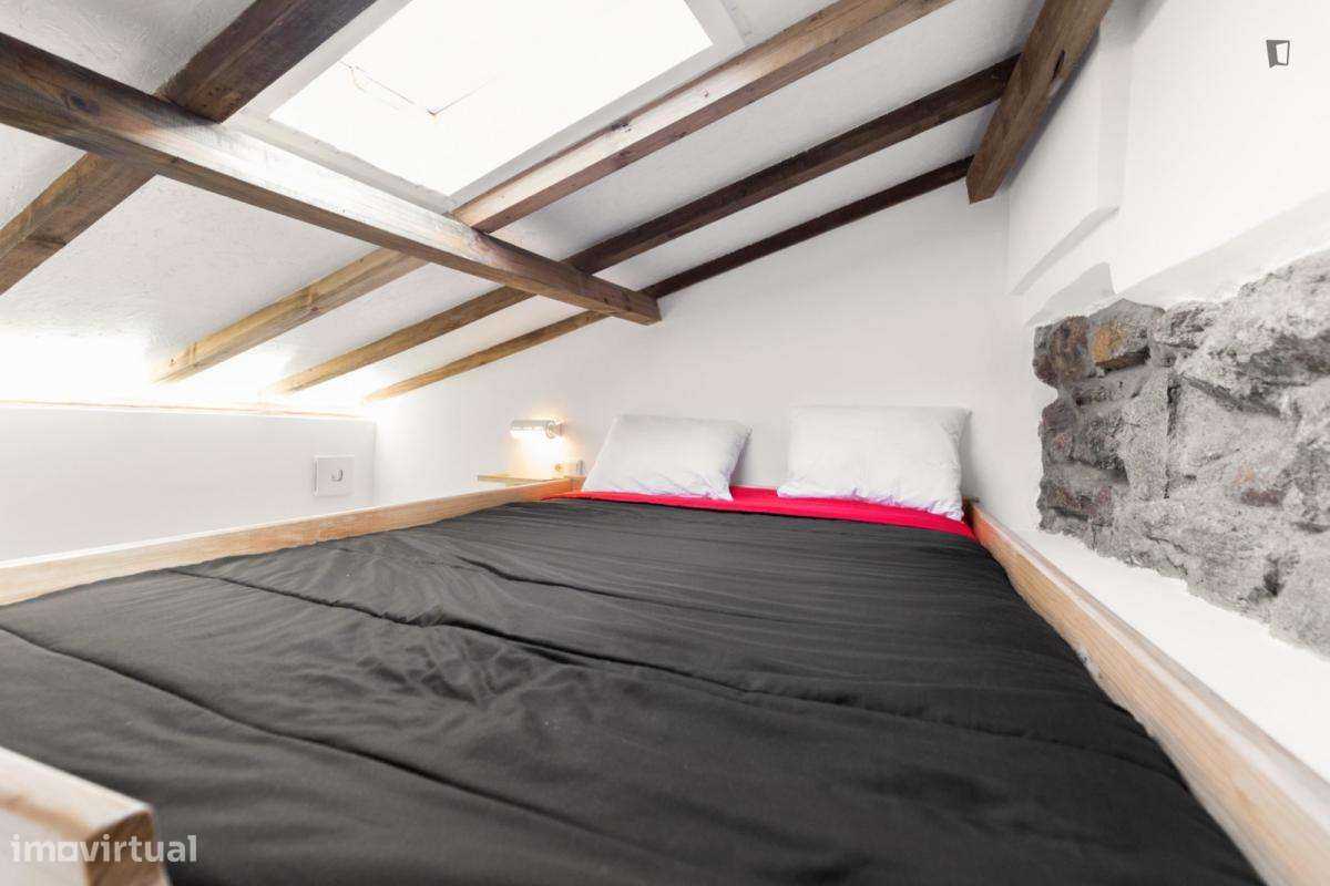 Estúdio - localizado em Santa Marinha Porto - Grande imagem: 5/7