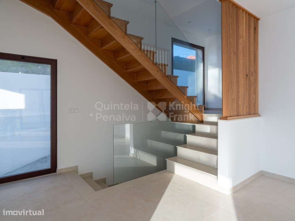 Moradia T4 com jardim, piscina e garagem em Birre-8