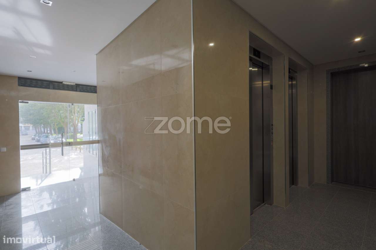 Apartamento T3 com garagem-25